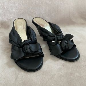 Anne Klein Heels - size 38 / 7.5